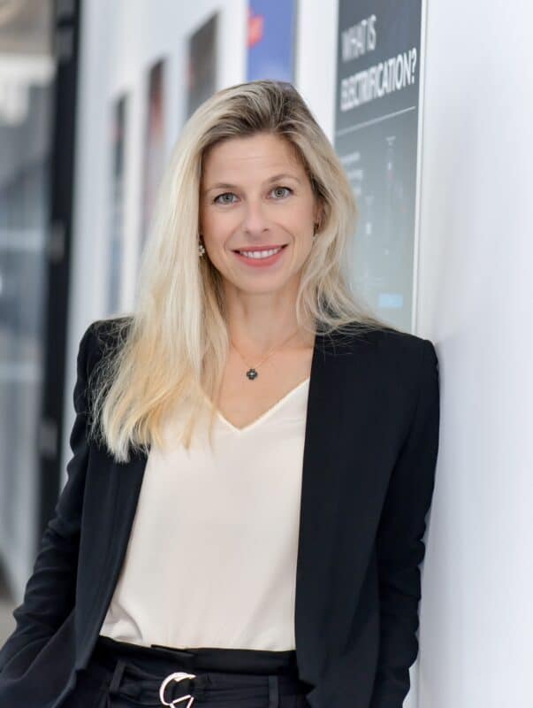 #153 - Elyette Roux, Executive Vice President chez Nexans 1 Elyette Roux VP Nexans